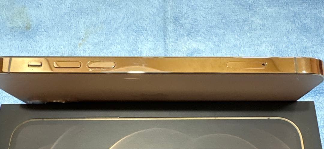 iPhone 12 Pro 256GB ゴールド 本体