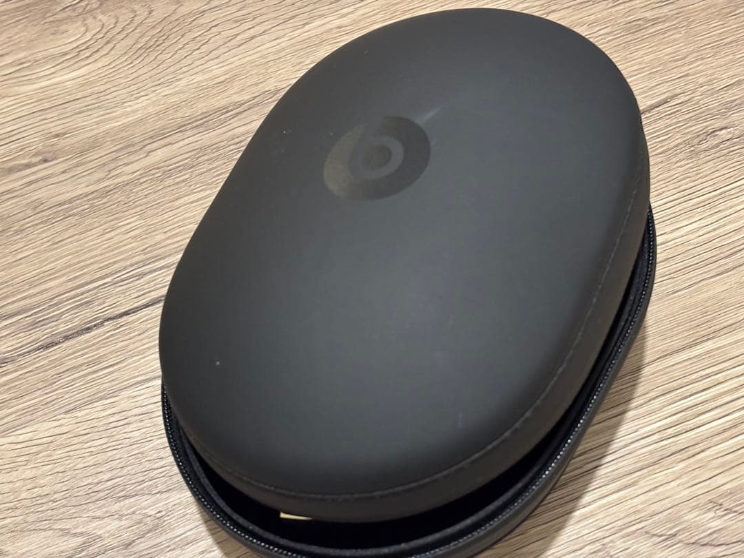 ヘッドホン Beats Studio3