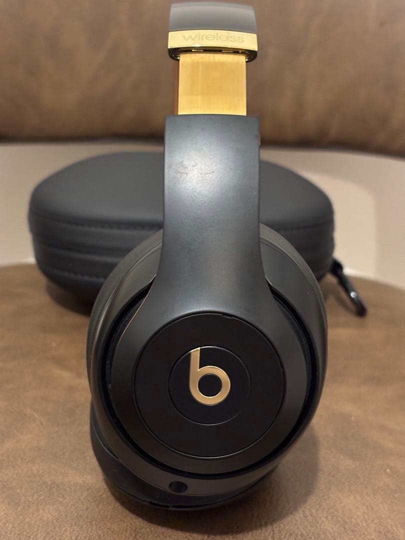 ヘッドホン Beats Studio3