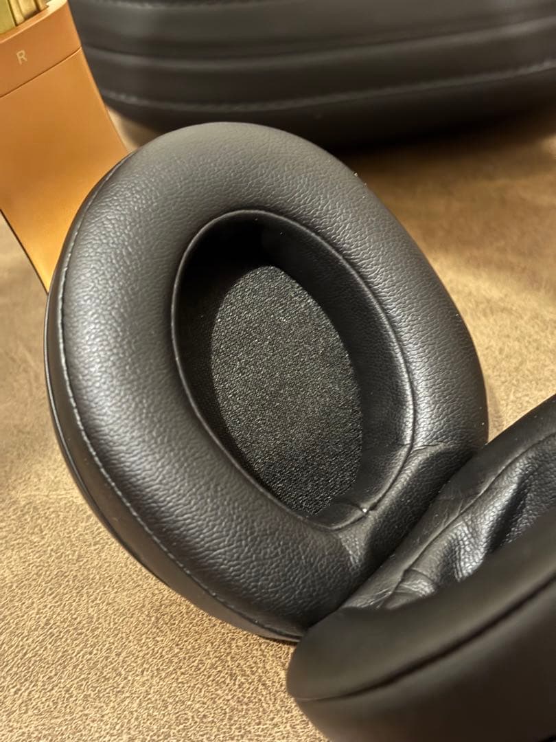 ヘッドホン Beats Studio3