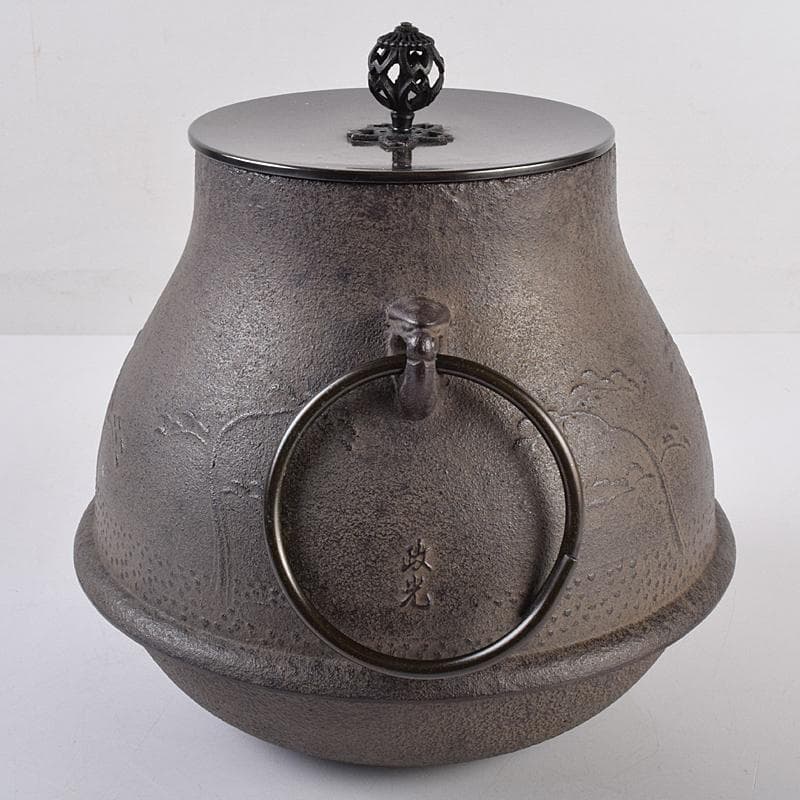 煎茶道具　釜師　菊地政光作　浜松文　鶴首釜　共箱　C　R8884B