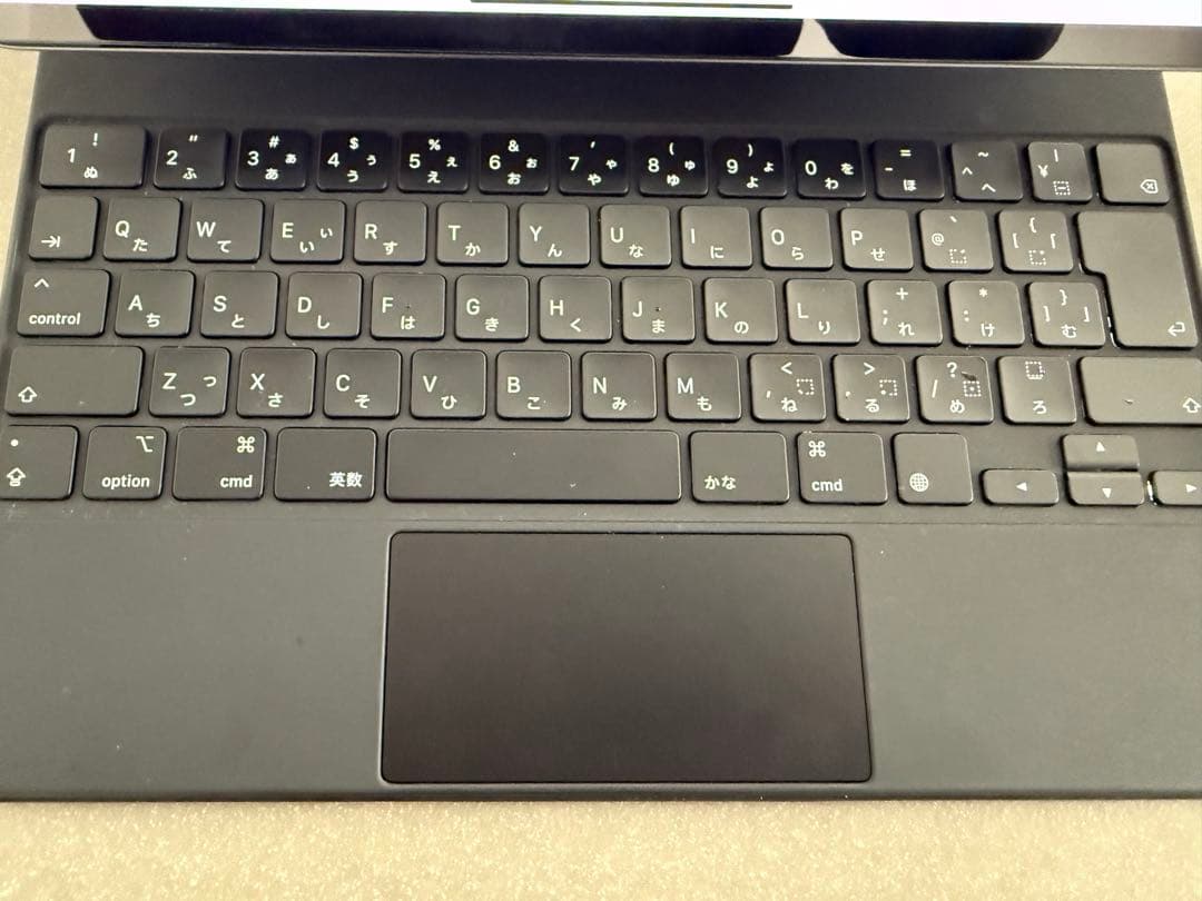 iPad Pro 12.9インチ　第五世代　128GB マジックキーボード