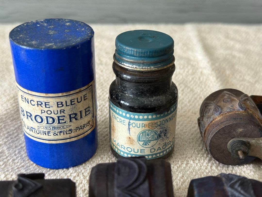 フランスアンティーク　木製スタンプ 15個セット インク瓶付き