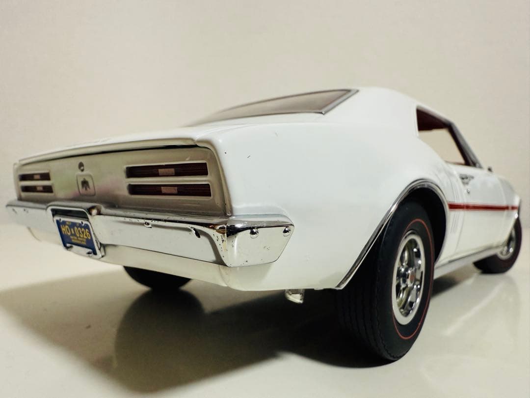 '67 Pontiacポンティアック FireBirdファイヤーバード 1/18