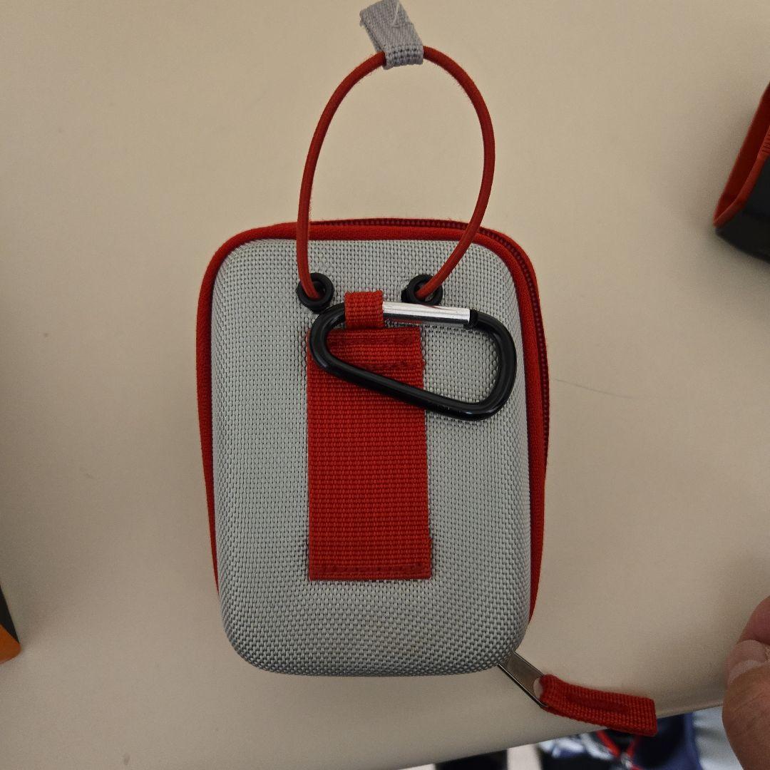 Bushnell Tour v4 Shift ゴルフ用距離計