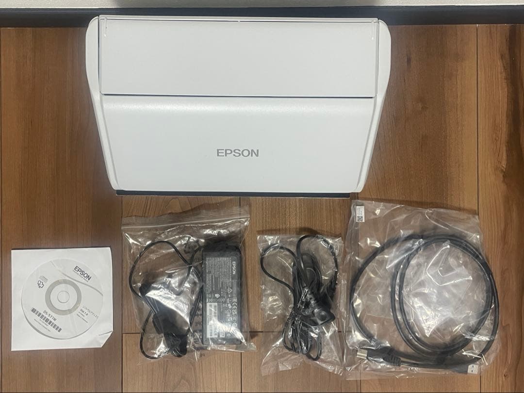 【美品】 EPSON DS-571W ドキュメントスキャナー