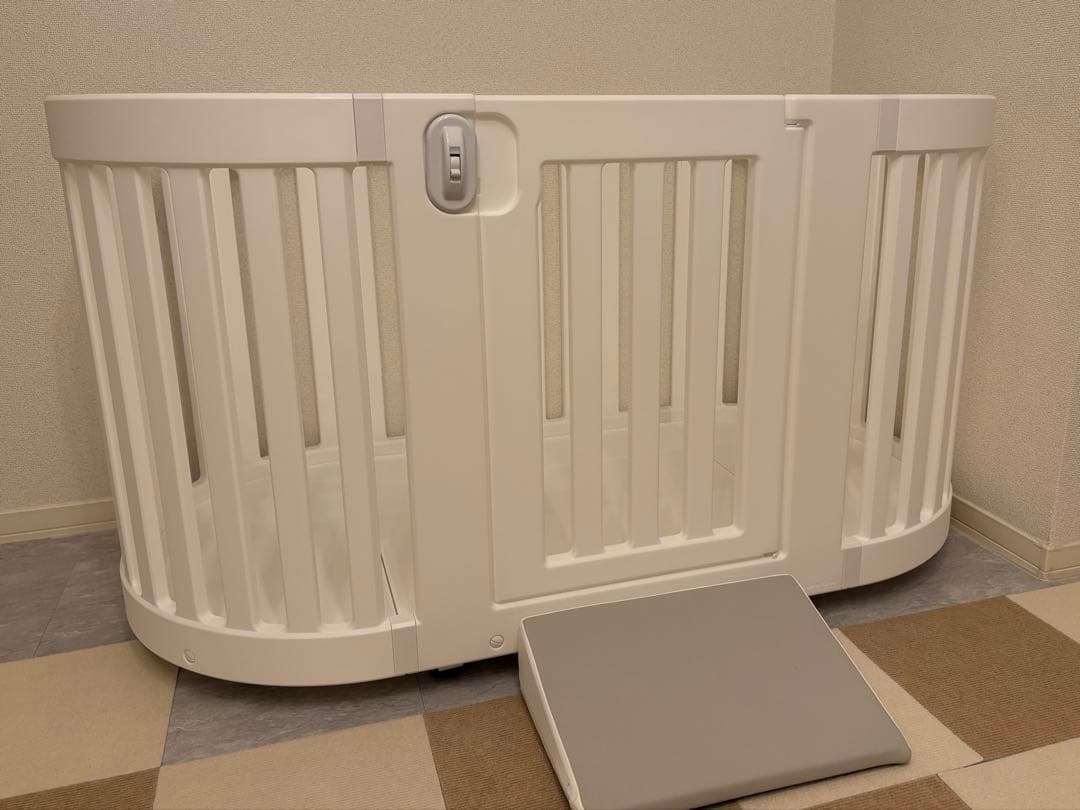 【韓国大人気ブランド】DoriDori ペットサークル ホワイト&ペットステップ