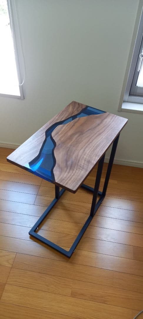 リバーテーブル　レジンテーブル　コーヒーテーブル　コの字　サイドテーブル