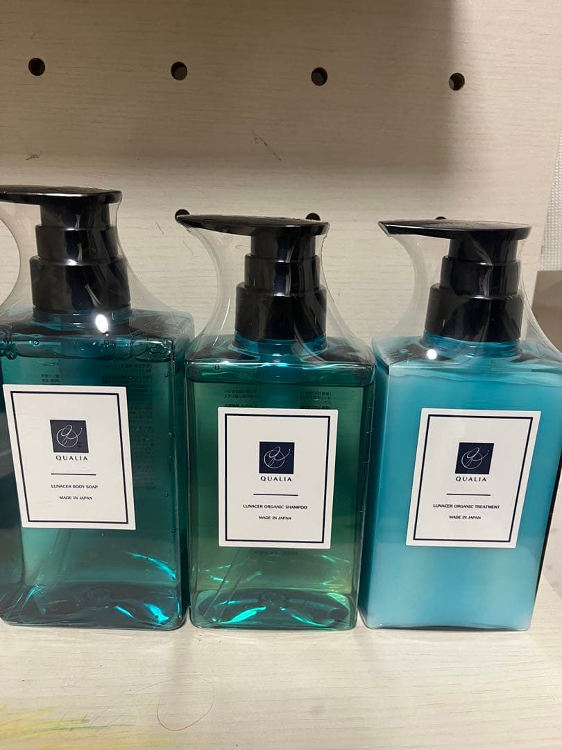 QUALIA シャンプー 3本セット