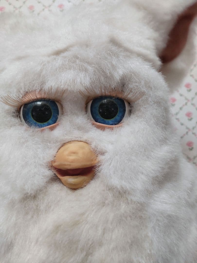 ファービー2 2005 Furby シュガースノー 英語版 青目 動作確認すみ