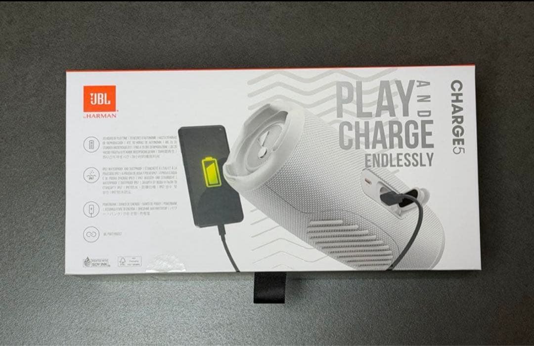 JBL CHARGE 5 Bluetoothスピーカー 公式限定色ホワイト