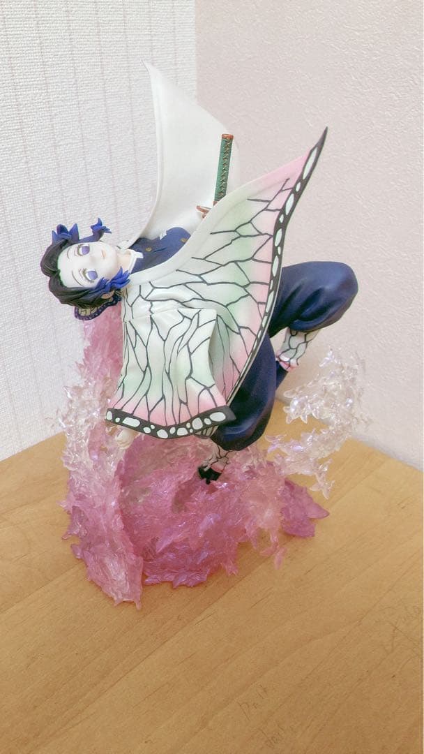 鬼滅の刃胡蝶しのぶ 1/8スケールフィギュア 缶バ特典付き