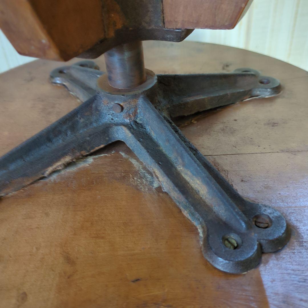 ブロカント古道具　回転椅子 ドクターチェア