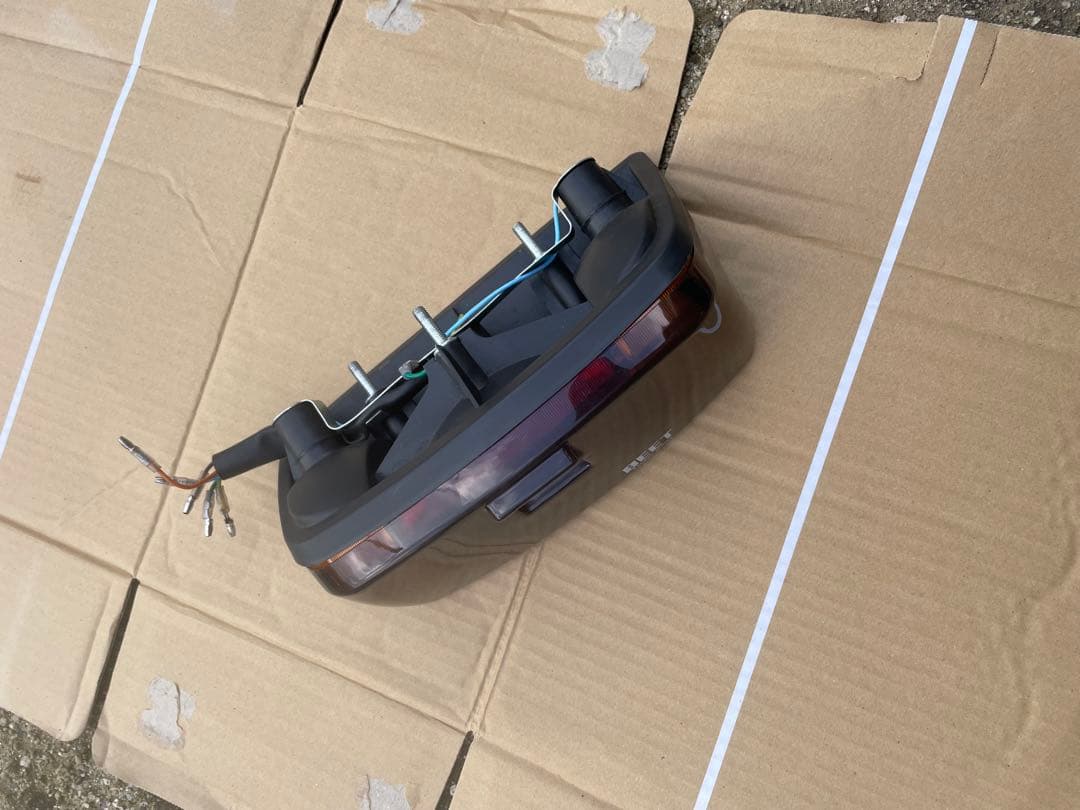 cbx400f テールライトセット