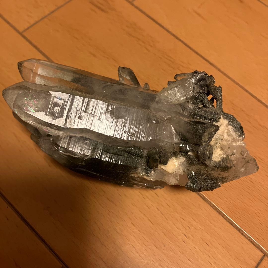 ガネーシュヒマール　原石