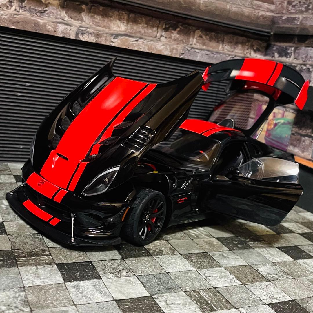1/18 AUTOart ダッジ バイパー ACR 1:28エディション