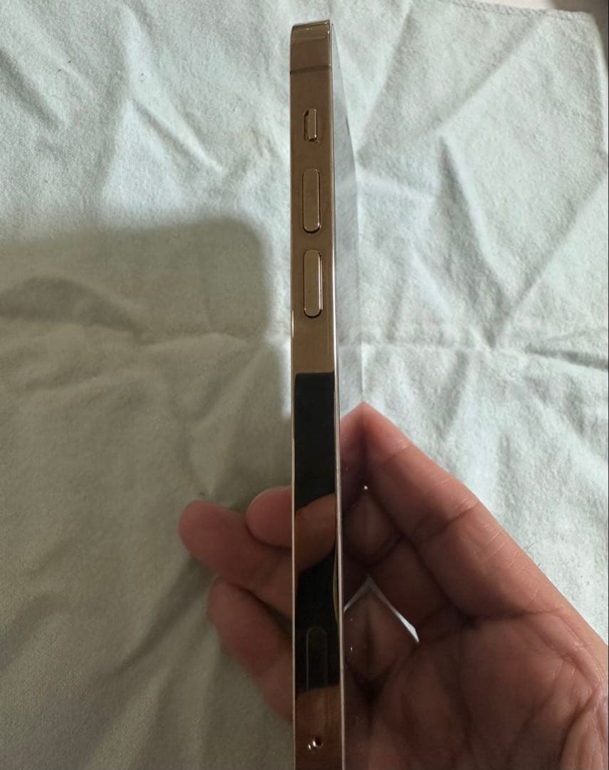 iPhone12 PRO本体 128GB ゴールド