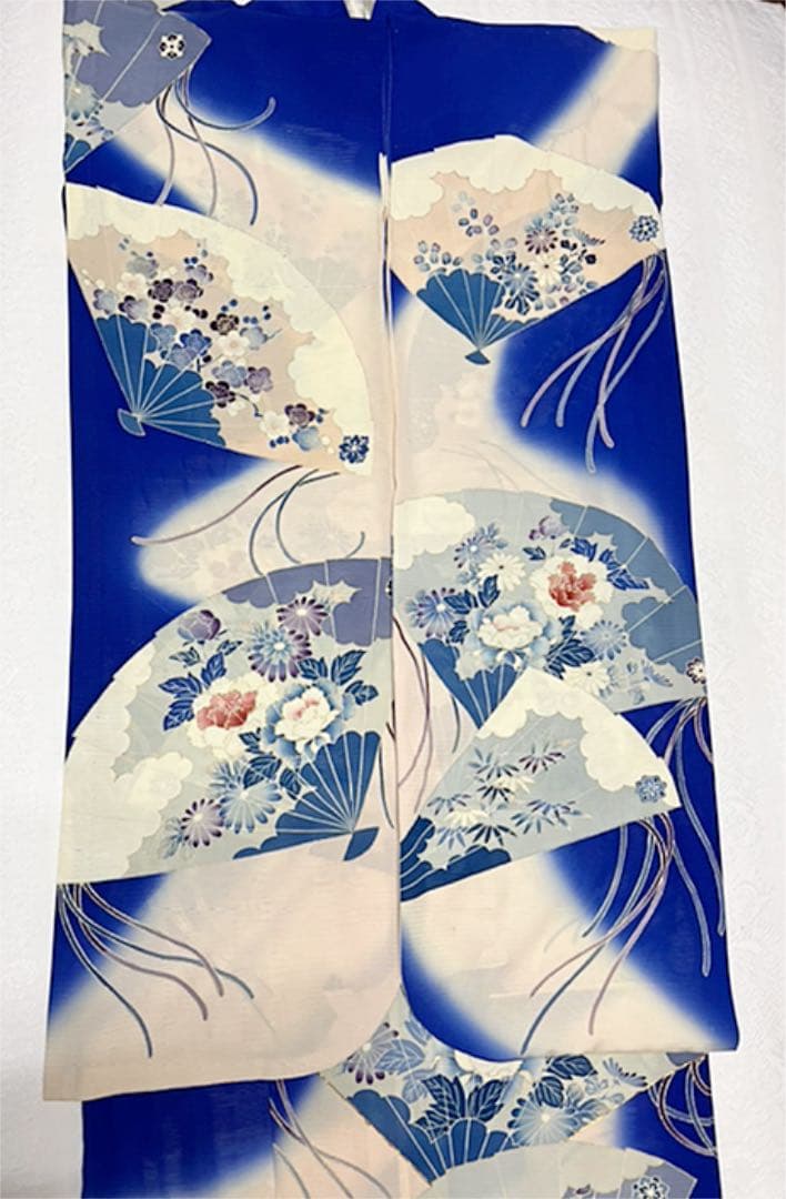 3539◆アンティーク着物正絹絽時代物振袖藍色に白ぼかし染め美しい扇面牡丹　逸品