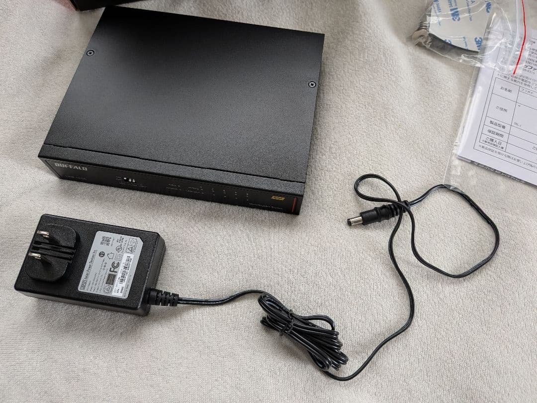 【99％新品】BUFFALO LXW-10G5 スイッチングハブ10Gbps対応