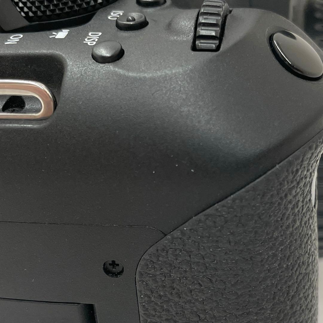 Canon EOS Kiss X9i ボディ