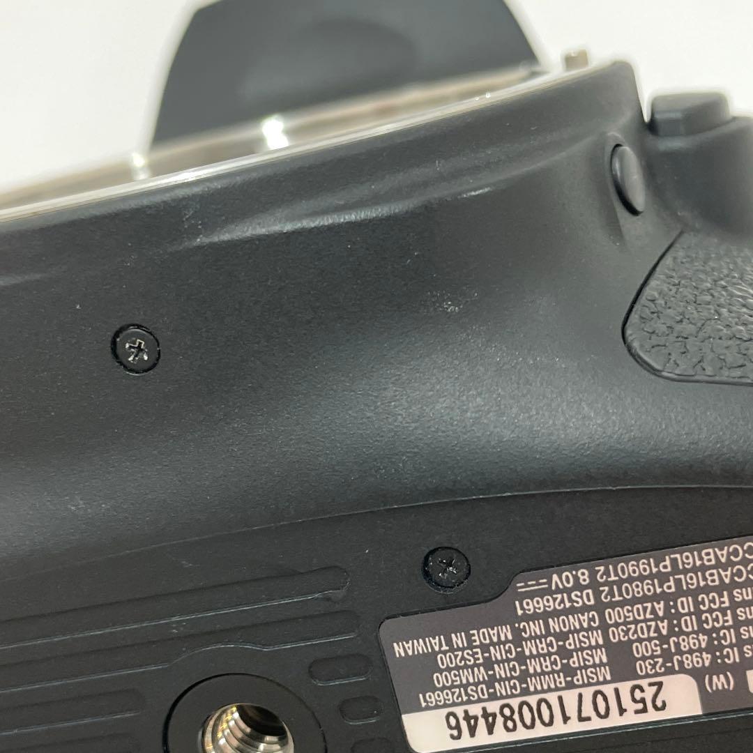 Canon EOS Kiss X9i ボディ