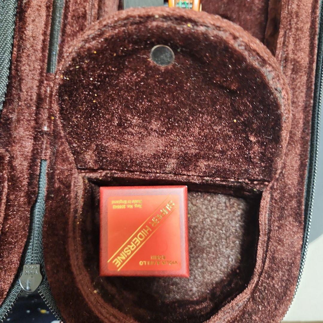 値下げしました！！スズキ バイオリン1/4 本体 黒いケース付き