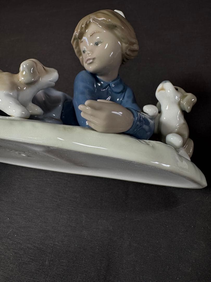 H82 送料無料　リヤドロ　LLADRO　みんなで遊びましょう　少女と仔犬