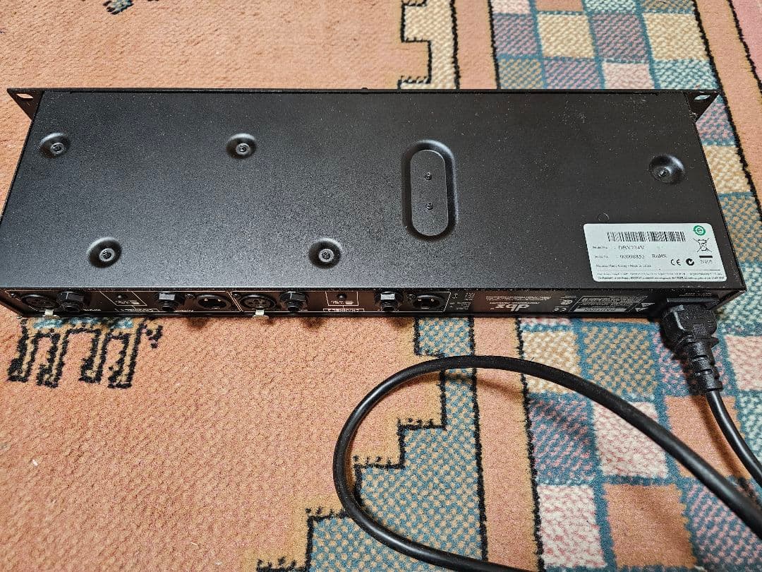 DBX フィードバックサプレッサー　AFS224