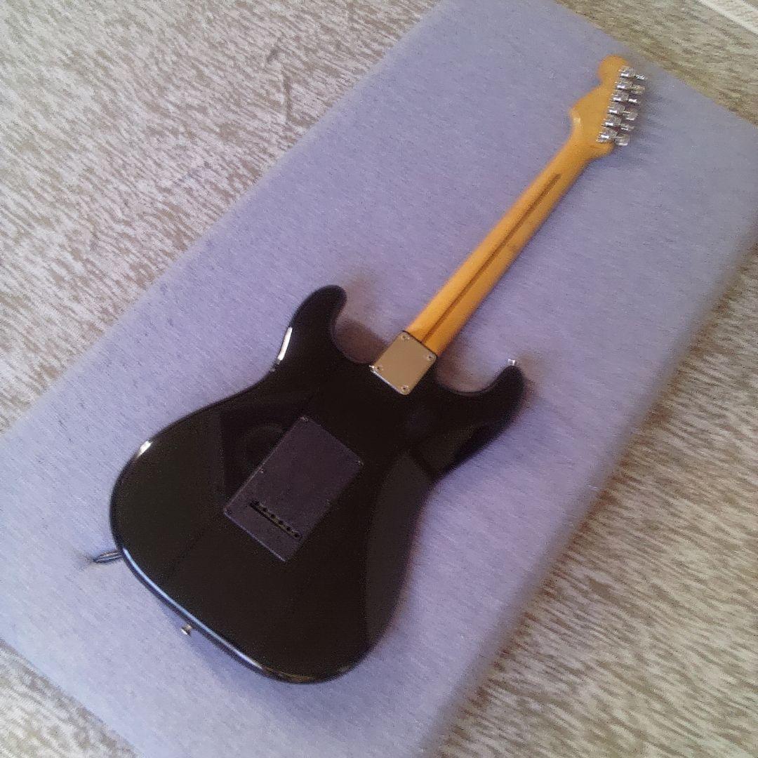 Squier ストラトキャスター ブラック