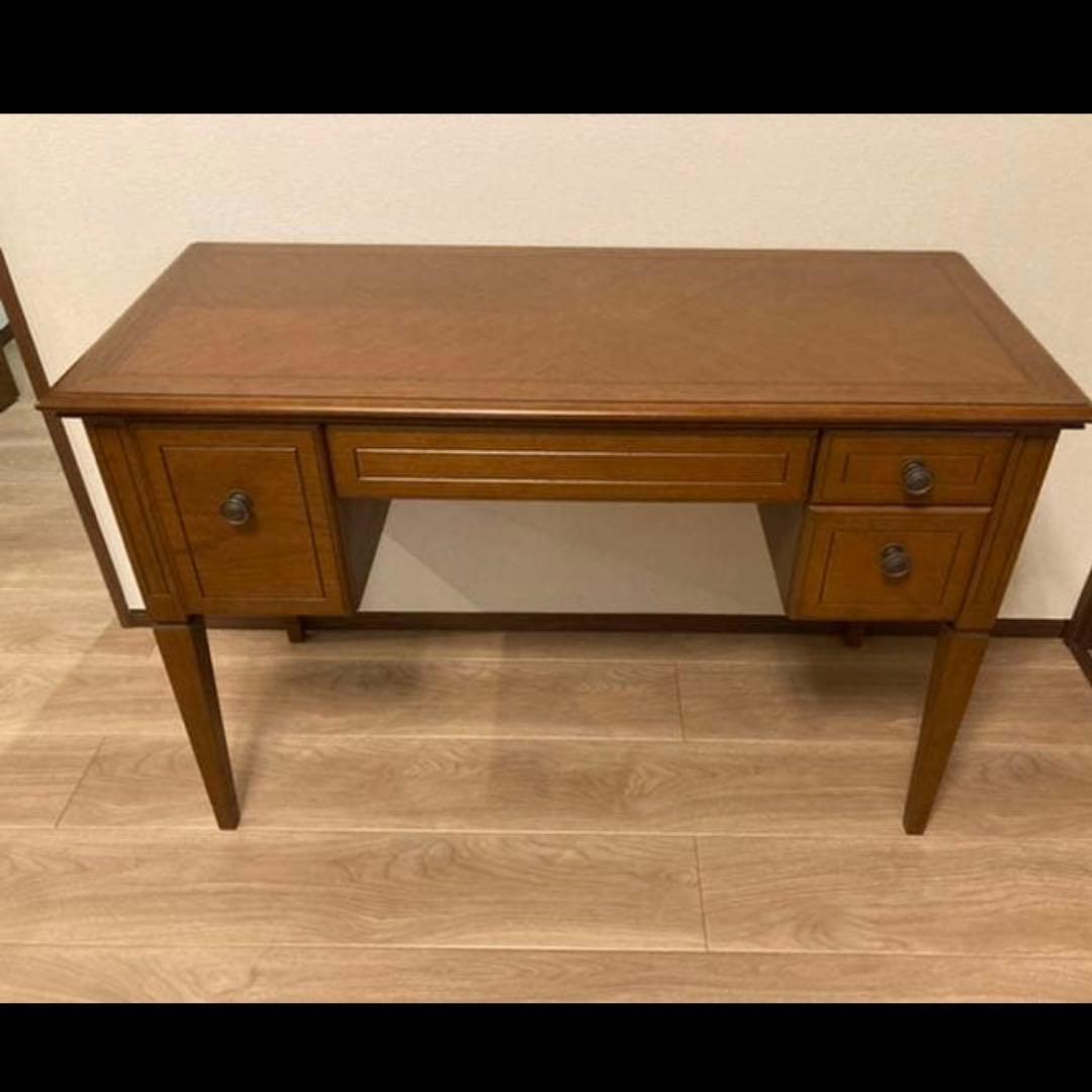 インテリアセンター（現 カンディハウス）バートン ドレッサー