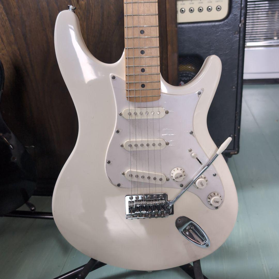 USB入出力ミディーギター　ホワイト 3ピックアップ　貴重‼‼