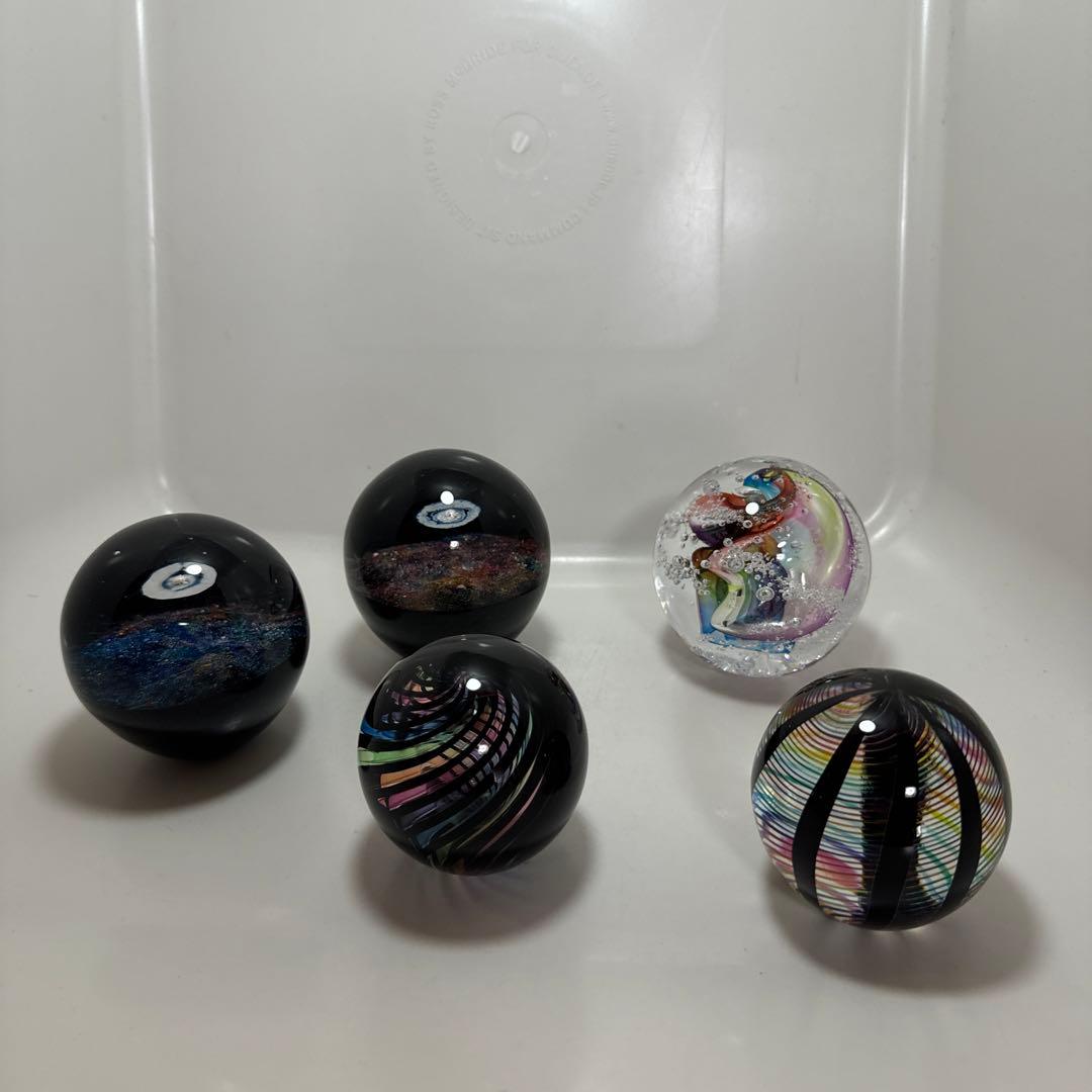 出展作品　セカイ星展　戸田晶子 オブジェ　宮崎英彦　ガラス玉　ルナレインボー