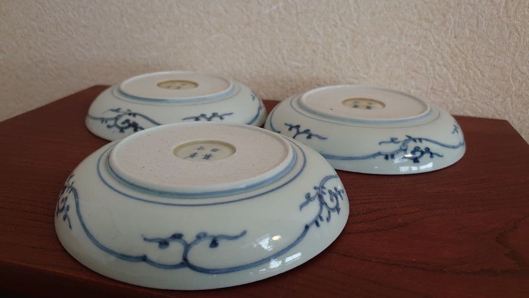 古伊万里　伊万里　松竹梅 染付 江戸期　冨貴長春　白抜き　５寸皿　３客