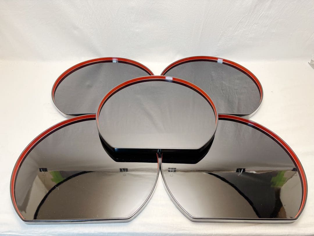 未使用 懐石道具 輪島塗 木製黒真塗 内縁朱塗 半月膳 5客揃 会席膳 共箱