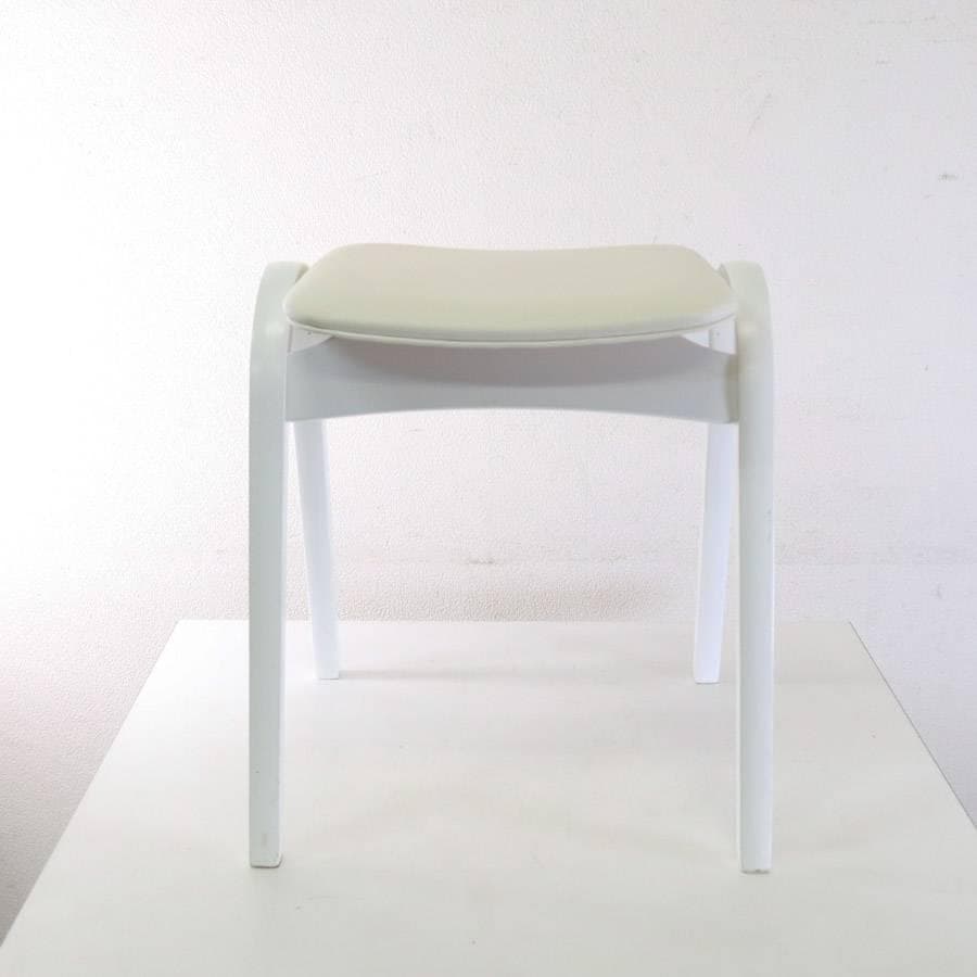 秋田木工 IDC大塚家具 No.202 剣持勇 スタッキングスツール 総ホワイト