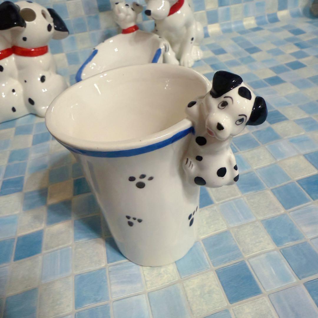 ディズニー　101匹わんちゃん　陶器製　バス4点セット