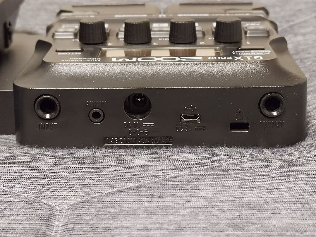 ZOOM G1X FOUR マルチエフェクター 中古品 G1X FOUR