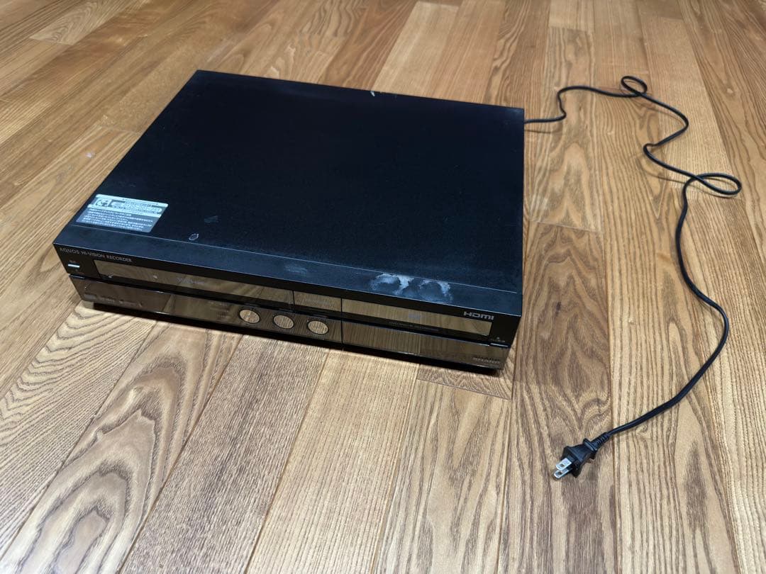 HDD・DVD・ビデオ一体型レコーダー