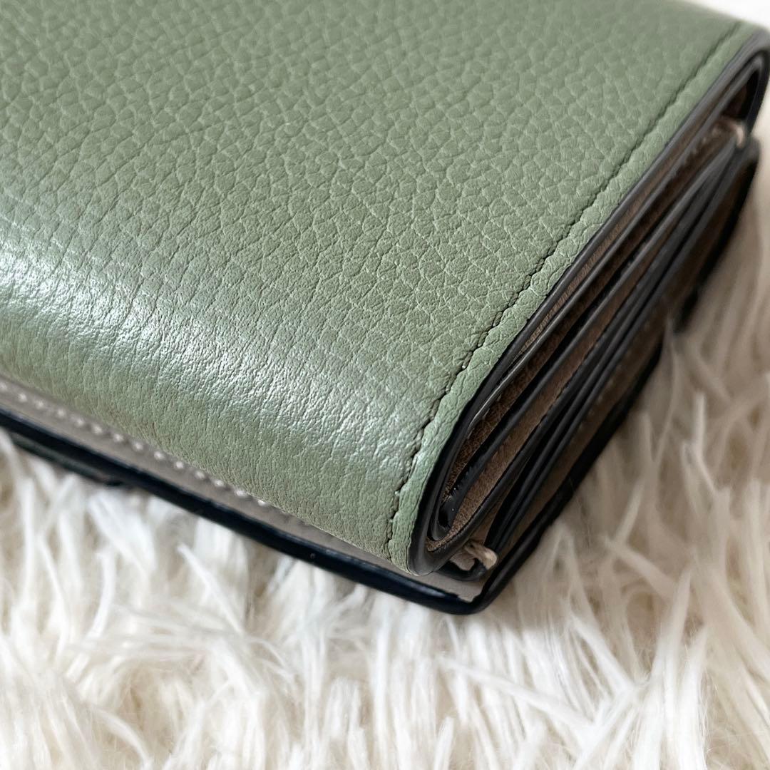 LOEWE 三つ折り財布　コンパクト　アナグラム トライフォールド グリーン