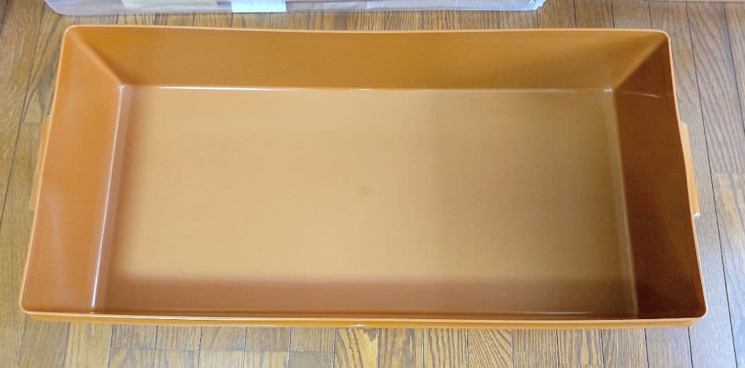 タッパーウェア　ロングスーパーケース　キャスター付きパレット