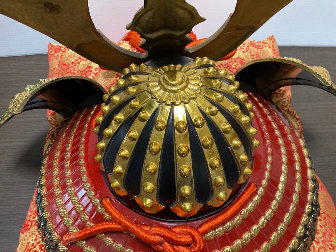 【伝統鋳芸】出世 獅子兜 瑞島謹製 重量6kg (商標登録: 大楠公)