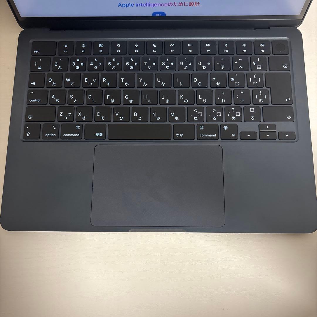 MacBook Air M2 8GBメモリ 256GBストレージ