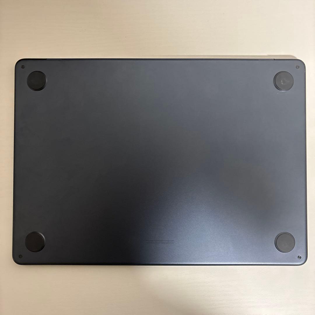 MacBook Air M2 8GBメモリ 256GBストレージ