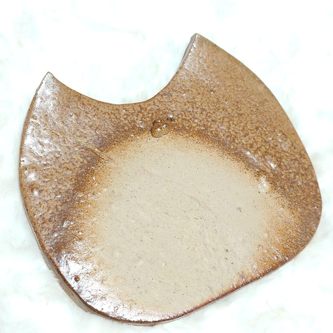 ◎【2600A】99.猫皿…備前焼