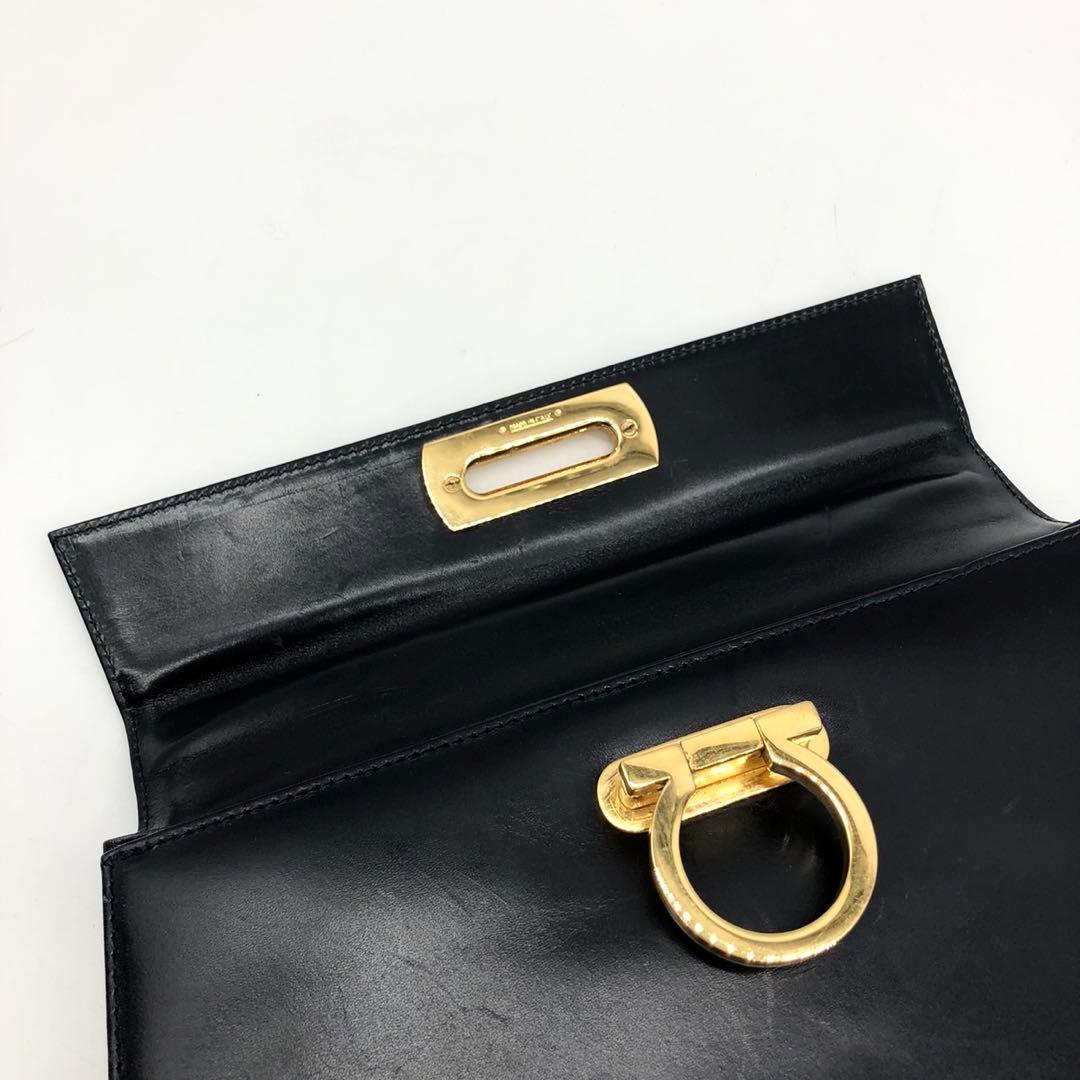 ✨美品✨フェラガモ ハンドバッグ 2way ガンチーニ ゴールド金具 レザー