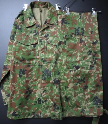 未使用品 陸上自衛隊 戦闘服2A上下セット ベルト付き サバゲー