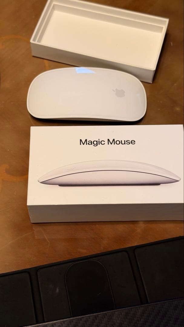 ipad pro 12.9 第6世代、Magic key board 等セット