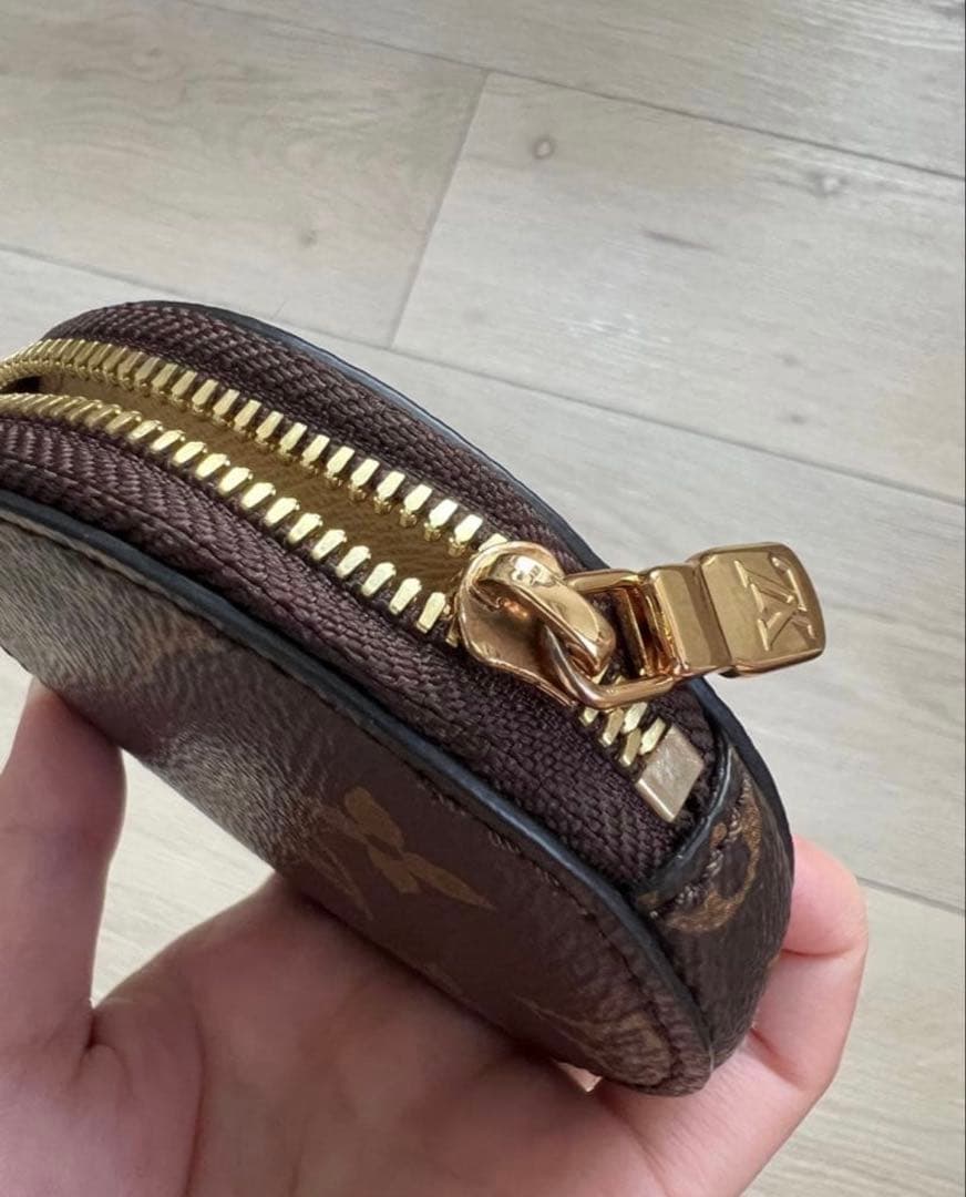 【美品】ルイヴィトン ショルダーストラップ ケース モノグラム カーキ