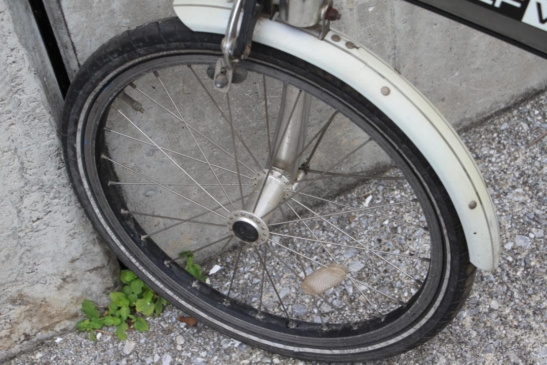 引き取り限定♪人気のGIANT♪HALF WAY♪目立つ片持ち式前後ホイール♪