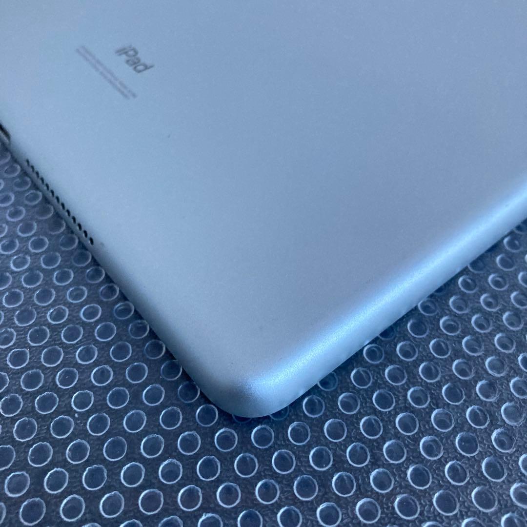 583【早い者勝ち】電池最良好☆iPad7第7世代128GB SIMフリー☆